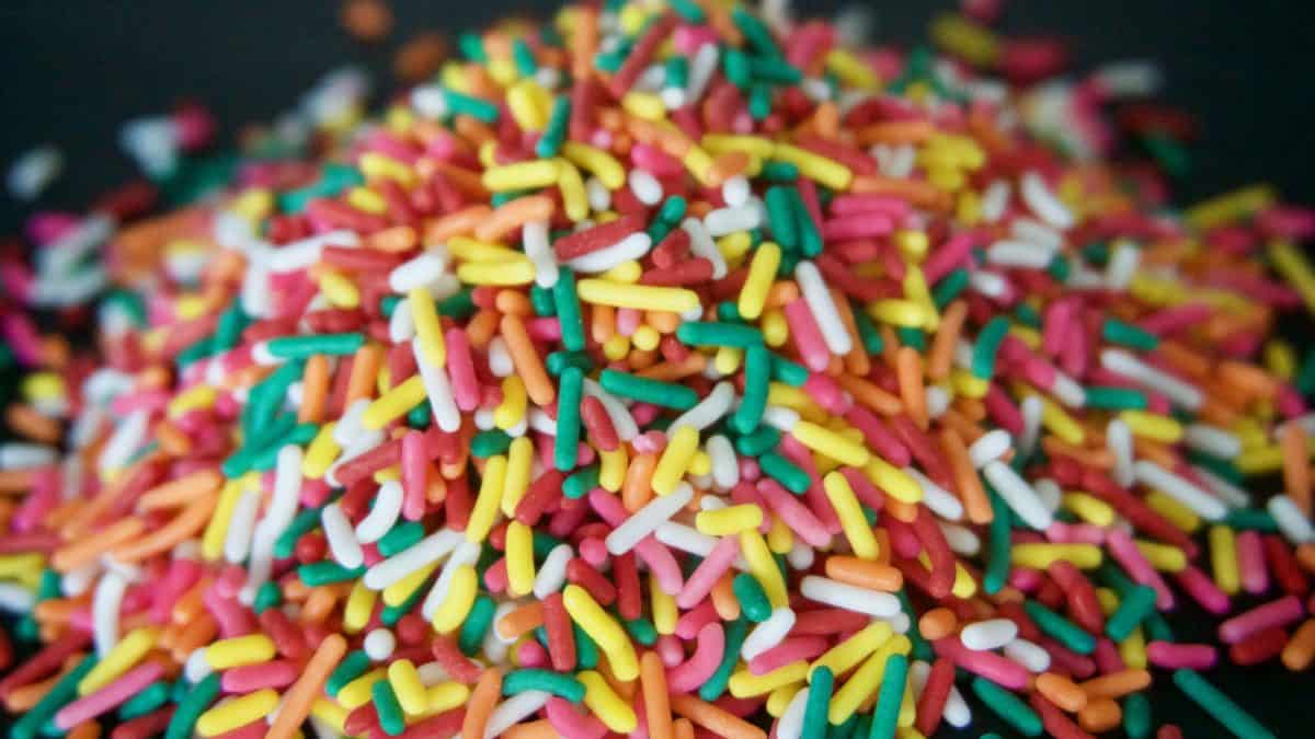 Sugar Free Sprinkles (less than 1g net carb!) for Keto and Low Carb  Desserts - Convenient Keto